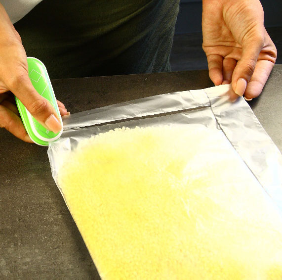 Livington Zipp Zapp crveni zavarivač kesa i folija - detalj