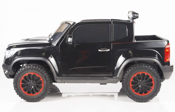 Dečiji automobil na akumulator Colorado crni - detalj
