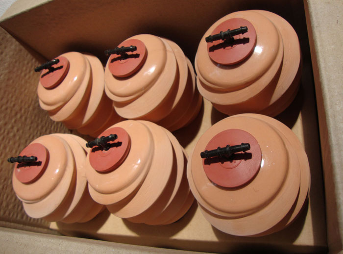 Zalivka Sistem za kapilarno zalivanje šest biljaka u kući ili bašti - detalj