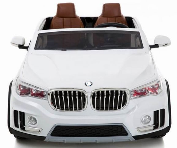 Dečiji automobil na akumulator X7 beli dvosed - detalj