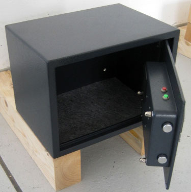 Kućni Sef Koji Se Otvara Očitavanjem Otiska Prsta ili Ključem SFT-25EFD - detalj