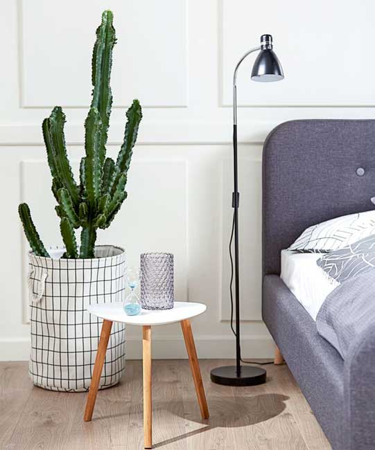 Podna lampa Honss - detalj