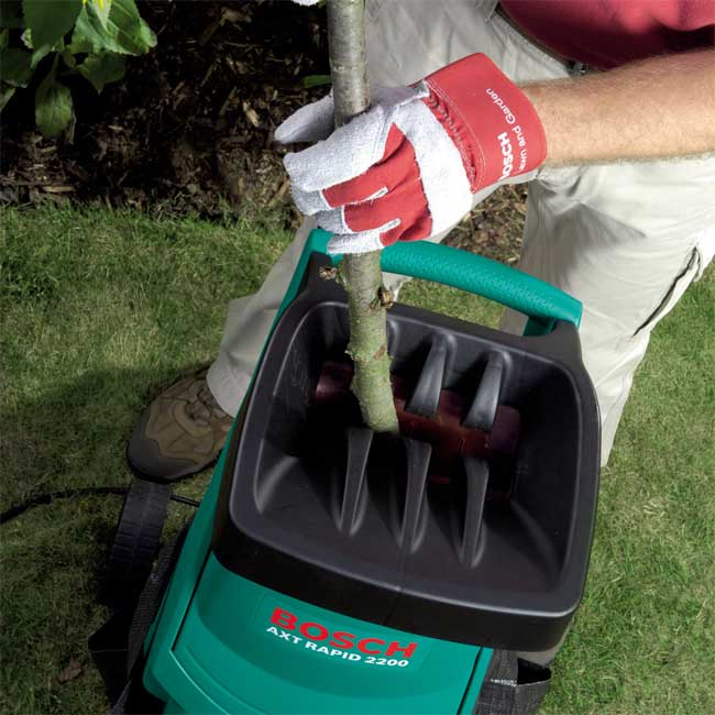 Bosch Električna drobilica Seckalica za grane AXT Rapid 2000 0600853500 - detalj