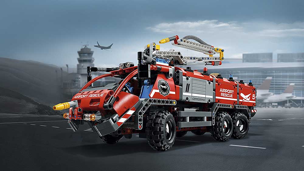 LEGO® Technic - Model 2 u 1 - Airport Rescue Vehicle - Fire Rescue Vehicle - Aerodromsko spasilačko vozilo - Vatrogasno vozilo  1098 delova 42068 - detalj
