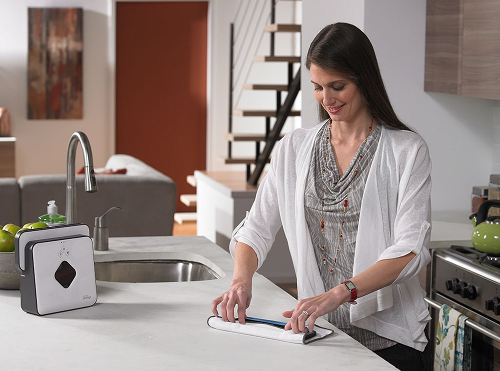 I robot čistač podova Braava 390 - detalj