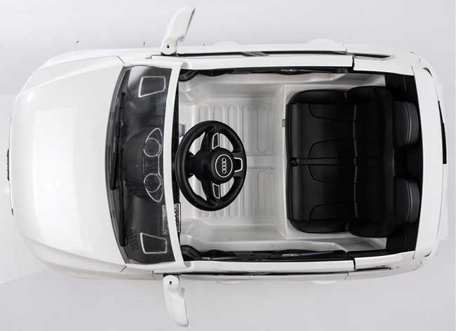 Dečiji automobil na akumulator Audi Q5 230 beli - detalj