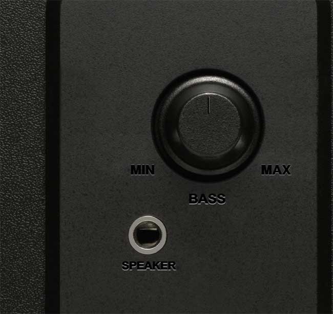 Logitech Z213 2.1 zvučnici 980-000942 - detalj