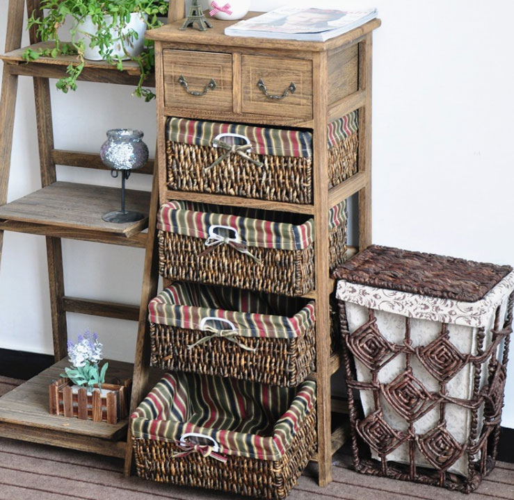 Komoda - 2 Fioke i 4 Korpe - detalj