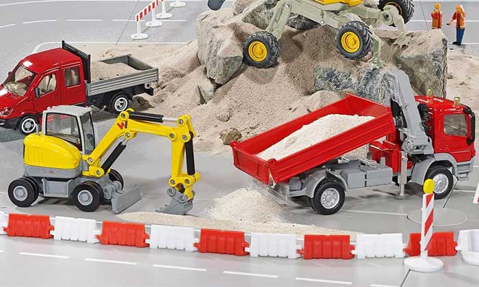 SIKU Igračka Rovokopač na točkovima Wacker Neuson EW65 3560 - detalj