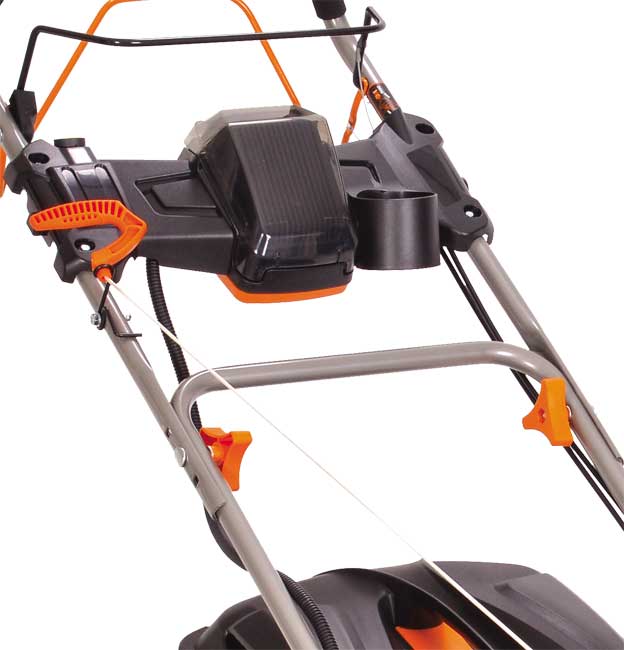 Villager Black Edition Samohodna motorna kosačica Elektro start VRS 51 TE 046567 - detalj