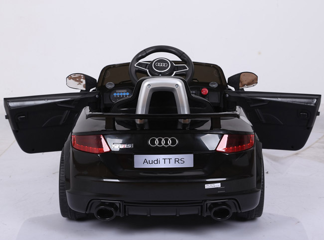 Dečiji automobil na akumulator Audi TT RS 2018 Crni - detalj