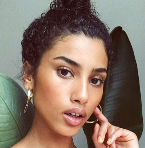  Revlon maskara Ultra Volume braon - detalj