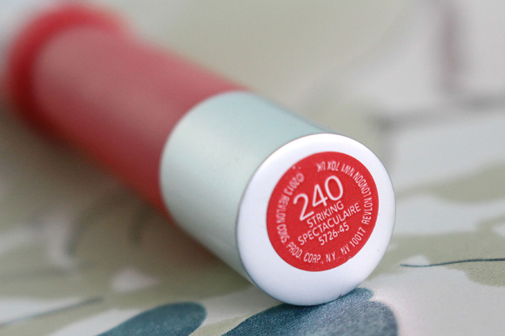 Revlon balzam u olovci Striking 240 - detalj