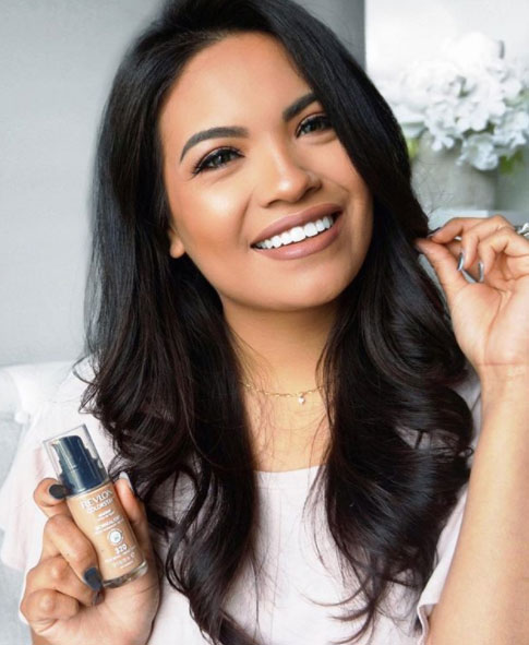 Revlon Colorstay puder 320 True beige - detalj