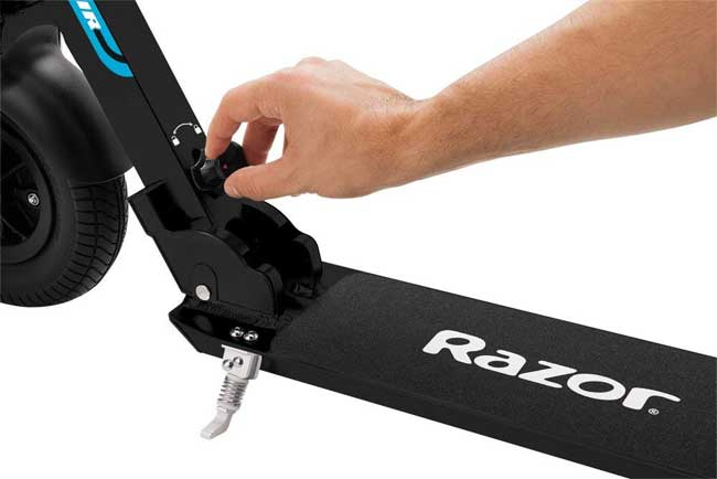 Razor Sklopivi trotinet A5 Air Scooter Black - detalj
