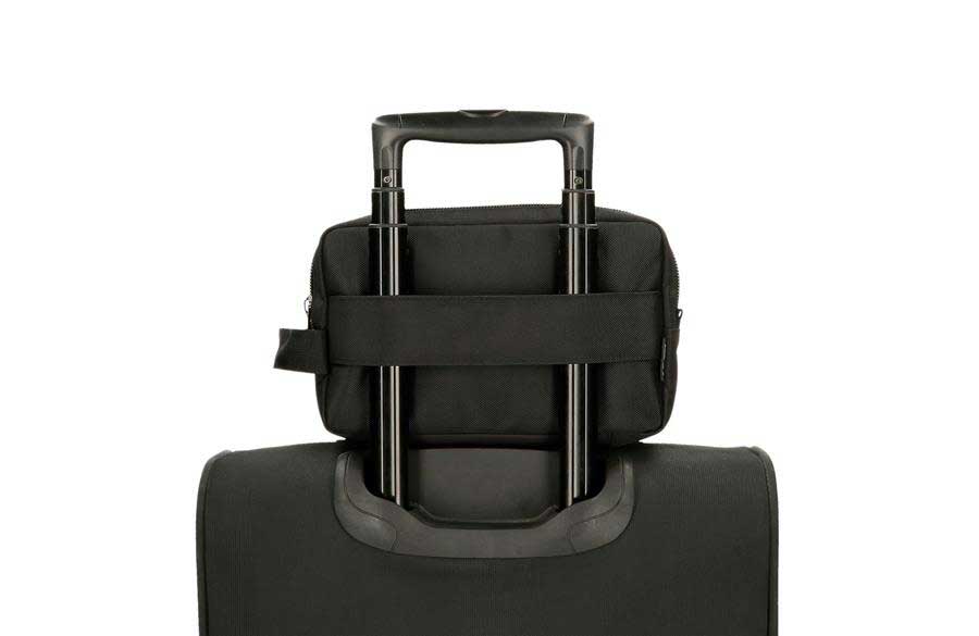 Muški neseser za kozmetiku Pepe Jeans Bromley black 70644 - detalj