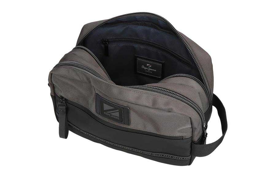 Muški kozmetički neseser Pepe Jeans Stratford grey 70444 - detalj