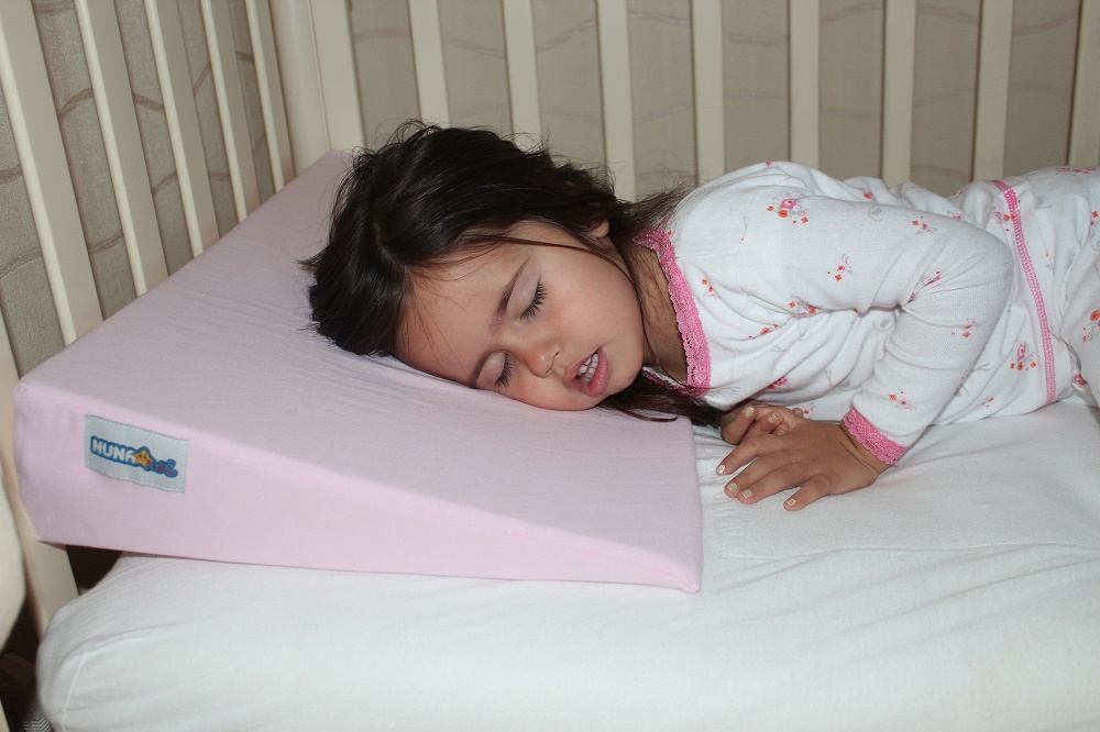 NunaNai jastuk za dečiji krevetac roze soft - detalj