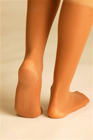 Dokolenice protiv proširenih vena M - detalj