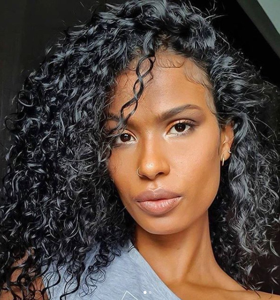 Revlon Colorstay senka za oči 4 Addictive 500 - detalj