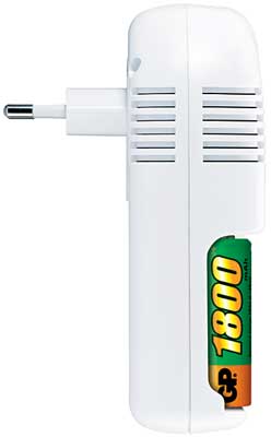 Gp PowerBank Nite-Lite - punjač za AA, AAA i baterije od 9V sa 4 NiMH baterije - detalj