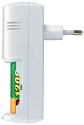 GP PowerBank - NiMH AA/AAA punjač za baterije sa baterijama - detalj