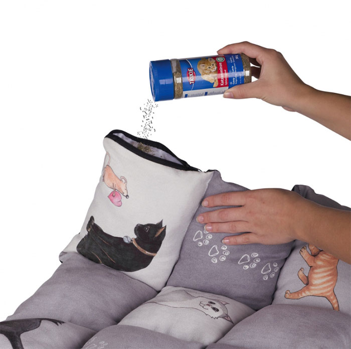 Jastuk za mačke Patchwork Grey Trixie 37074 - detalj