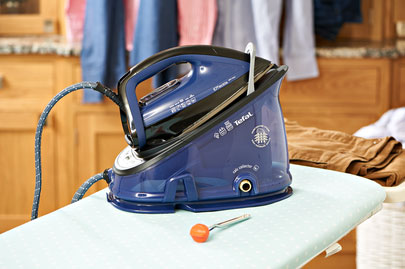 Tefal pegla sa generatorom pare GV6840 - detalj