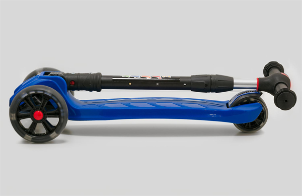 Dečiji trotinet sa svetlećim točkovima Fun Kids S920-Blue - detalj