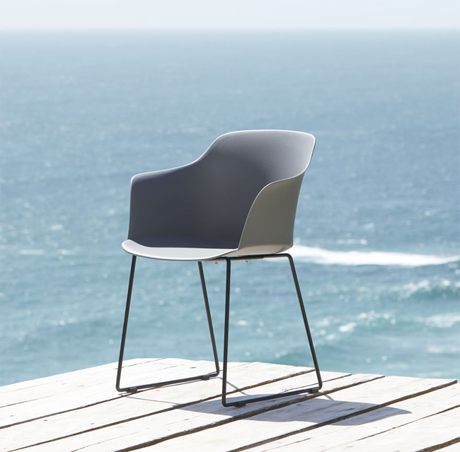 Baštenska garnitura Moonlight Sto i četiri stolice - detalj