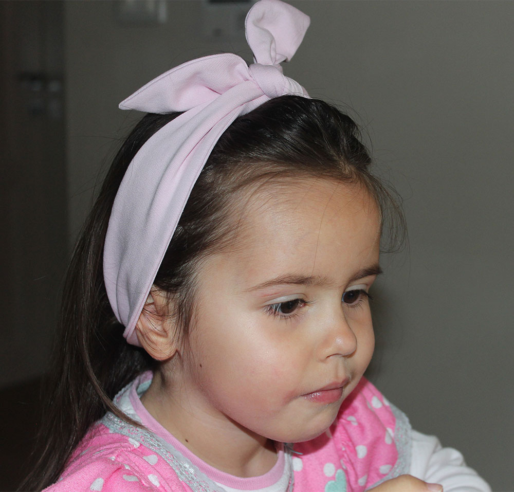 NunaNai traka za kosu roze - detalj