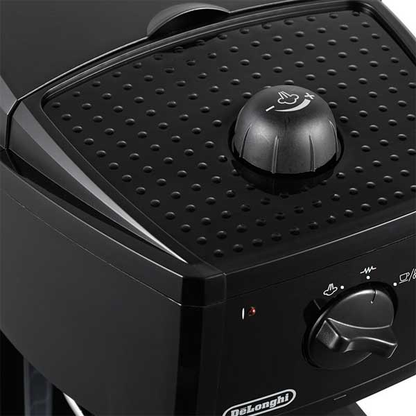 DeLonghi Aparat za espresso kafu EC 146.B - detalj
