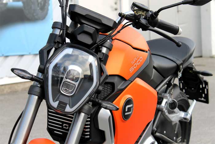 Električni Motocikl - Skuter Super Soco TS1200R Orange - detalj