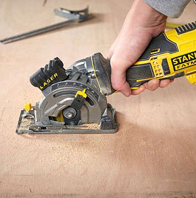 Stanley univerzalna ručna Multi-Cut testera FME380K - detalj