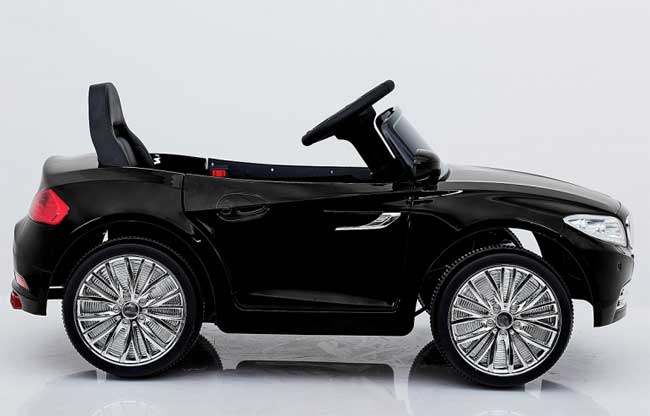 Dečiji automobil na akumulator S2188 crni - detalj
