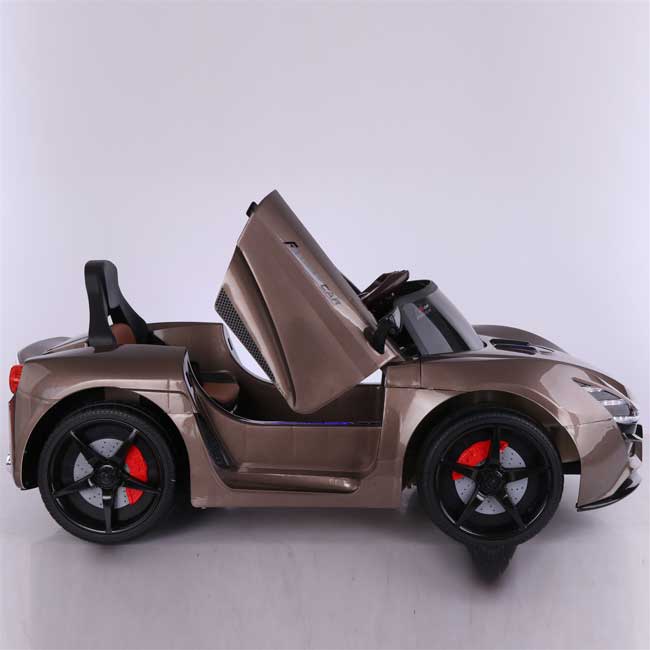 Dečiji automobil na akumulator LFF Sivi - detalj