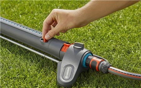 Oscilirajuća prskalica za travu Gardena Aquazoom M - detalj