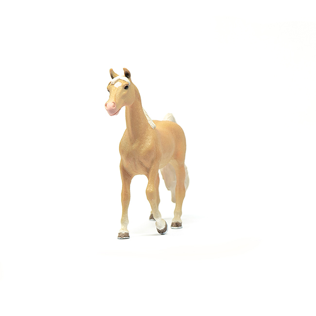 SCHLEICH Figurice Konji - Američka Saddlebred kobila 13912 - detalj