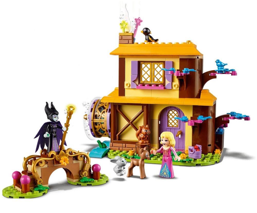 LEGO® Disney Kocke - Aurorina šumska koliba 43188 - detalj