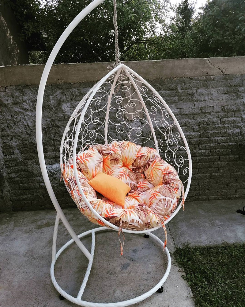 Ljuljaška Jaje - Metalna Domestico WHITE sa jastukom FLORA BROWN - detalj