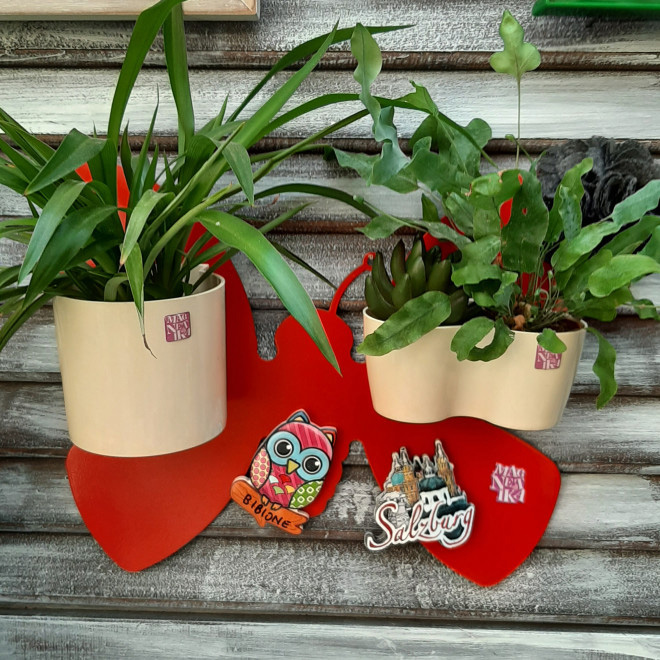 Zidni metalni panel za Magnetika saksije Leptir veći crveni - detalj