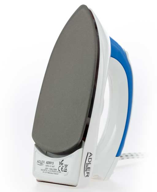 Putna pegla sa sklopivom drškom 700W Adler AD5015 - detalj