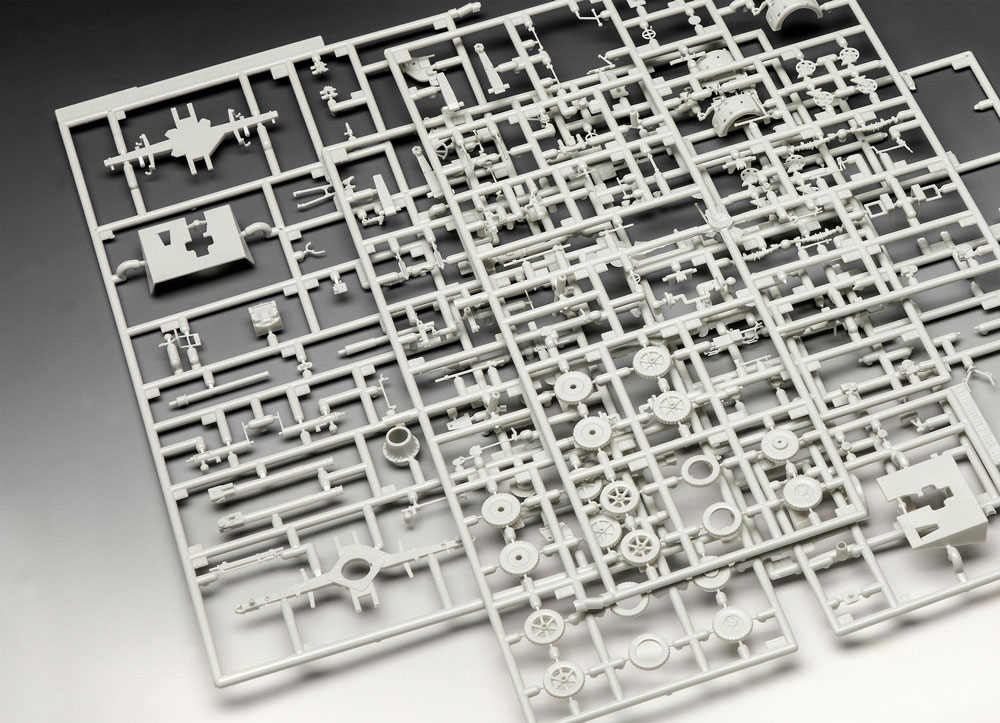 REVELL Maketa 8.8cm Flak 37 + Sd.Anh.202 RV03325 - pogled 4