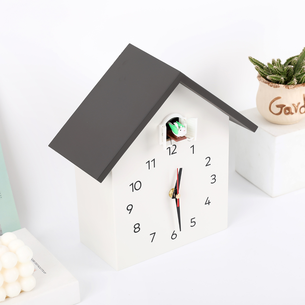 Sat sa klatnom i kukavicom - pogled 4