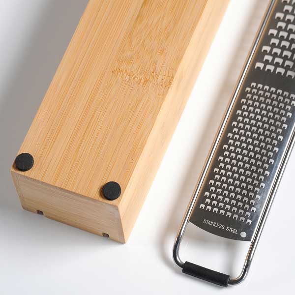 Rende za parmezan sa posudom Kesper 58060 - pogled 4