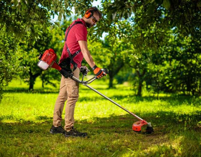 Motorni trimer za travu AGM 520 E 1.9 KS - pogled 4