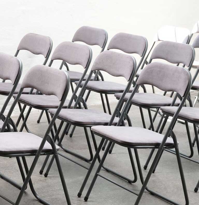 Sklopiva stolica Tom Pliš Tamno siva - pogled 4