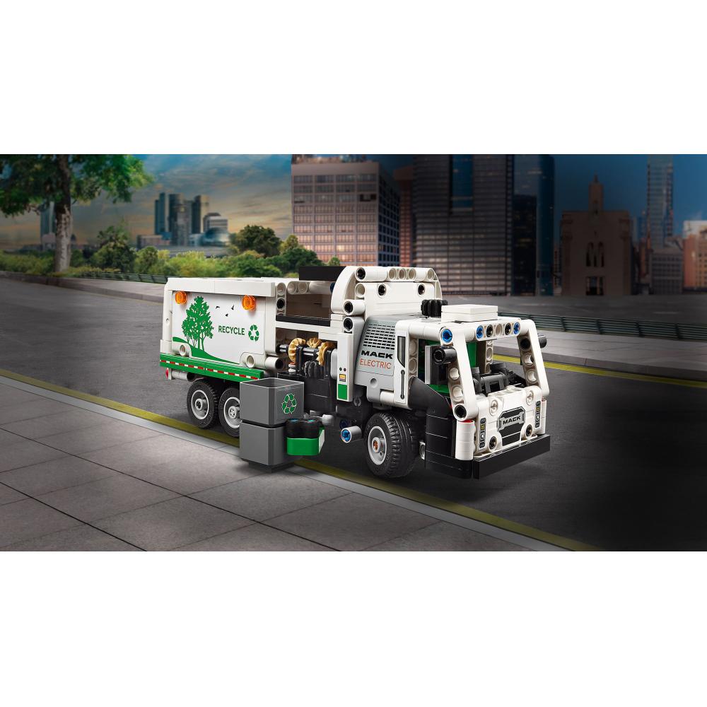 LEGO 42167 Mack® Lr Electric đubretar - pogled 4