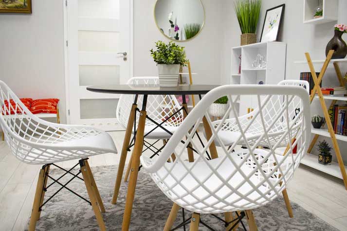 Trpezarijska stolica Sakhai White - pogled 4