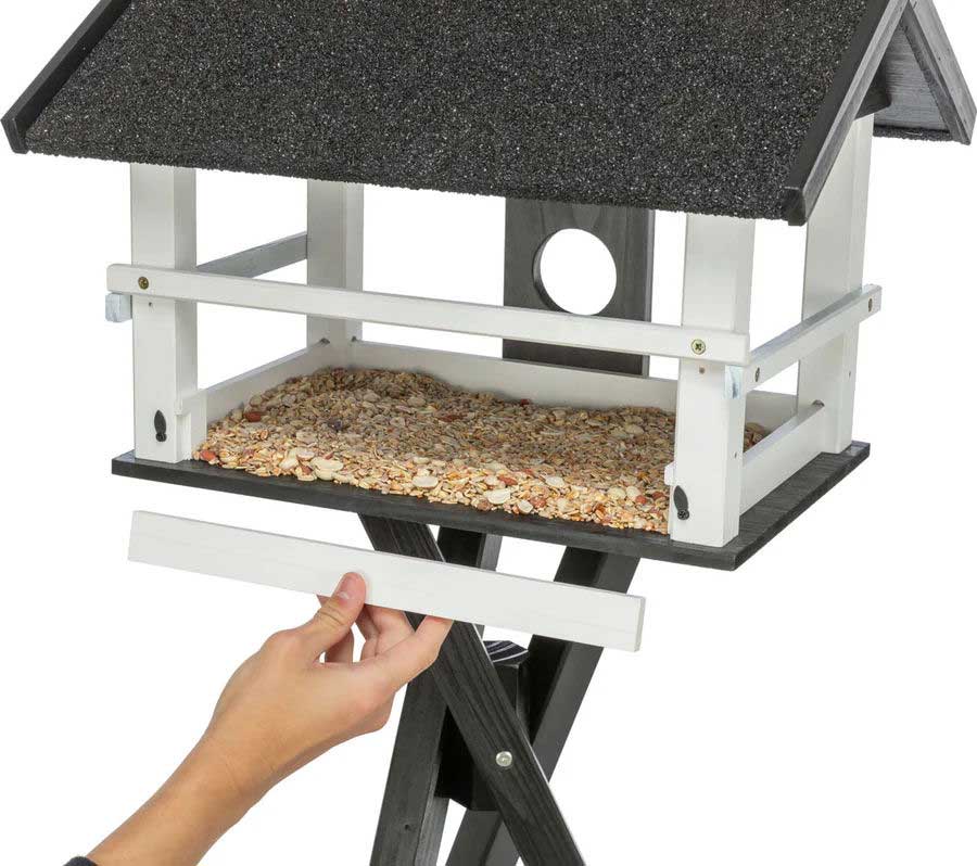 Velika hranilica za ptice na postolju 1.33m Drvena kućica crnobela Trixie 55814 - pogled 4